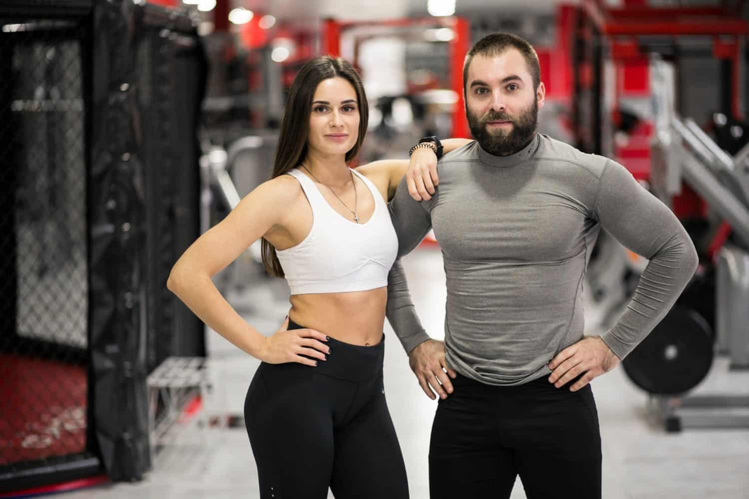 ganar-volumen-muscular-1 Pareja que va a ganar volumen muscular